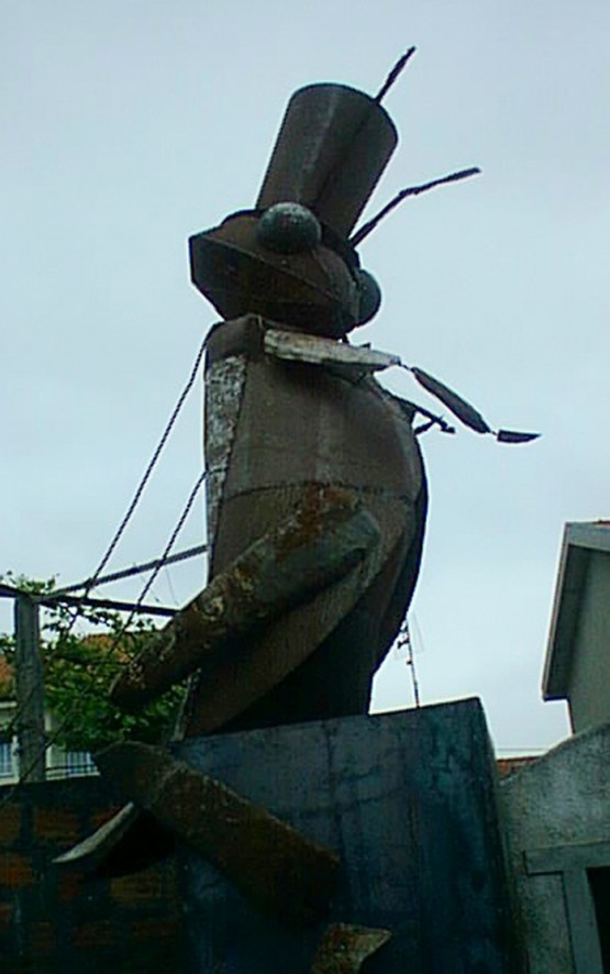 Escultor Daniel Silva