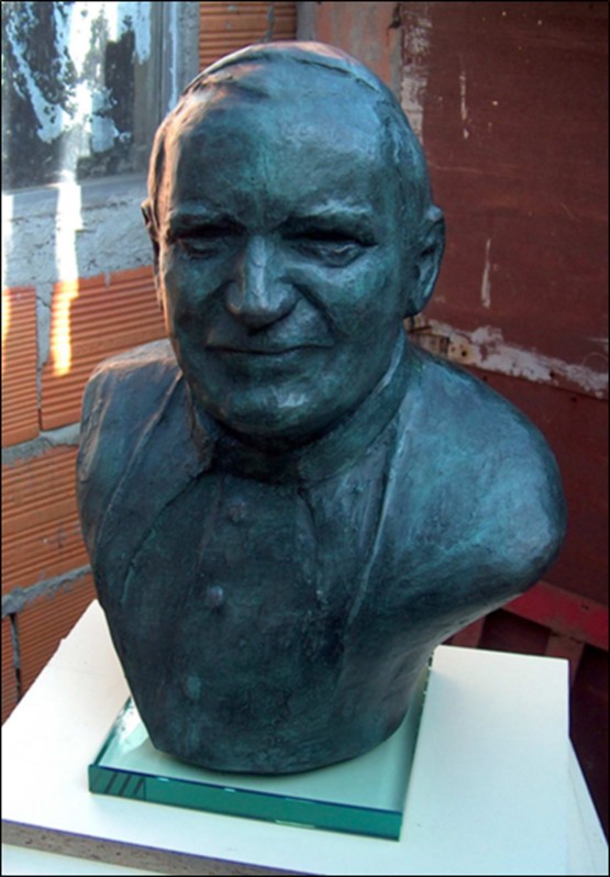 Escultor Daniel Silva